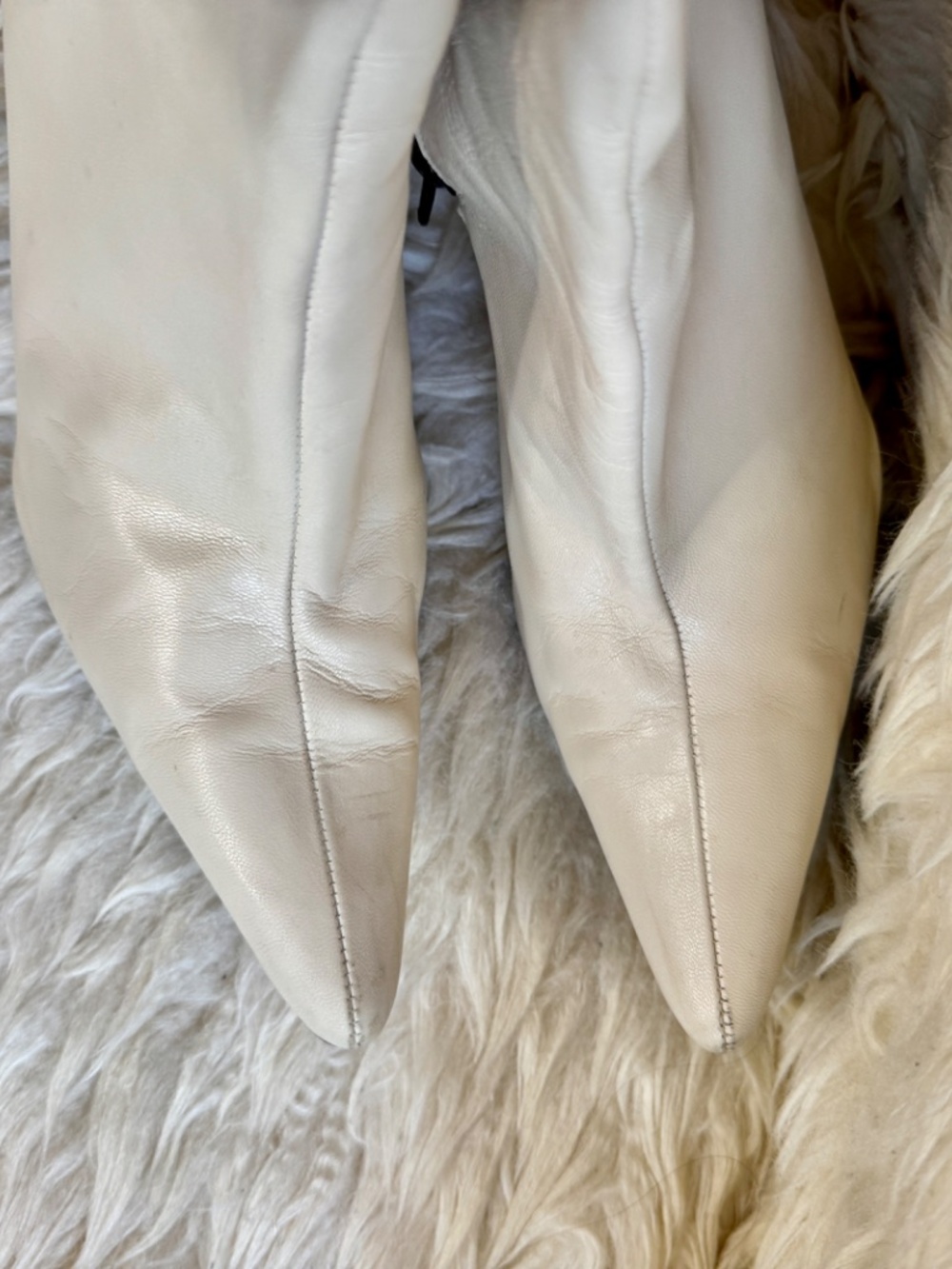 ALDO Vintage Y2K Ivory Leather Pointed Toe Boots Early 2000s pointy toes Size 9 - Picture 10 of 16